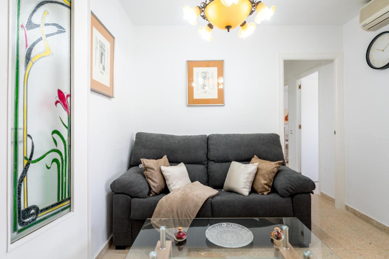 Piso 3 Dormitorios Hl Gines A 10" De Sevilla, A 20" Del Aeropuerto De Sevilla 외부 사진